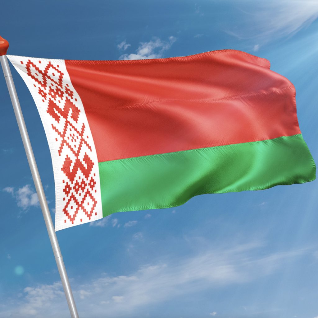 Drakenhart en Wit-Russische kracht: De vlag van Wales en vlag Wit-Rusland